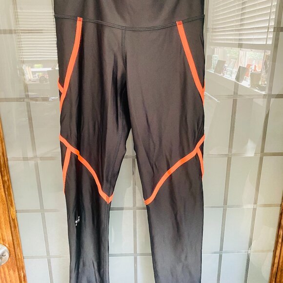 UnderArmour Compression HeatGear Leggings, W Med, Black With Orange Piping - Picture 1 of 2